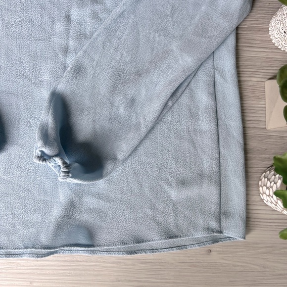 MICHAEL KORS cold shoulder ruffle long sleeve blouse size M - Picture 16 of 16